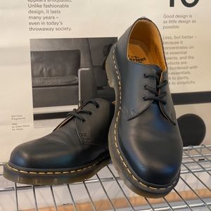 Doc Martins, Mens 10, Black leather